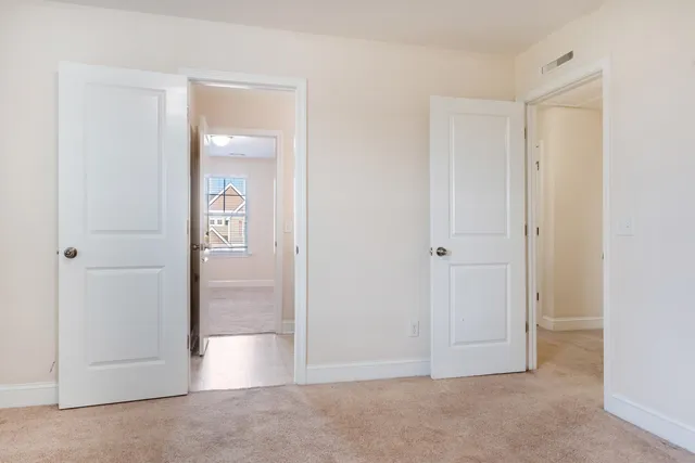 $465,000 | 105 Grimsby Road, Savannah, GA 31407