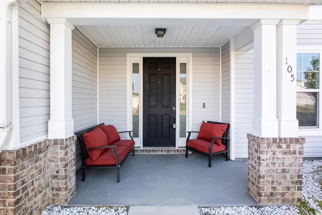 $465,000 | 105 Grimsby Road, Savannah, GA 31407