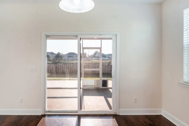 $465,000 | 105 Grimsby Road, Savannah, GA 31407