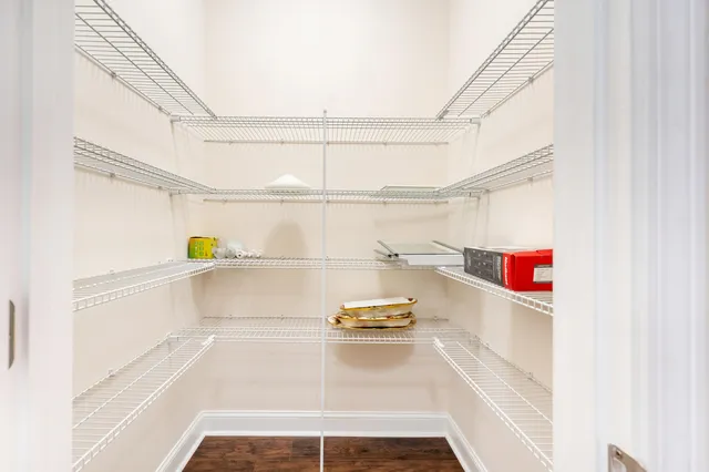 $465,000 | 105 Grimsby Road, Savannah, GA 31407