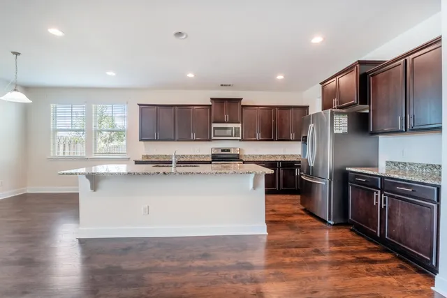 $465,000 | 105 Grimsby Road, Savannah, GA 31407