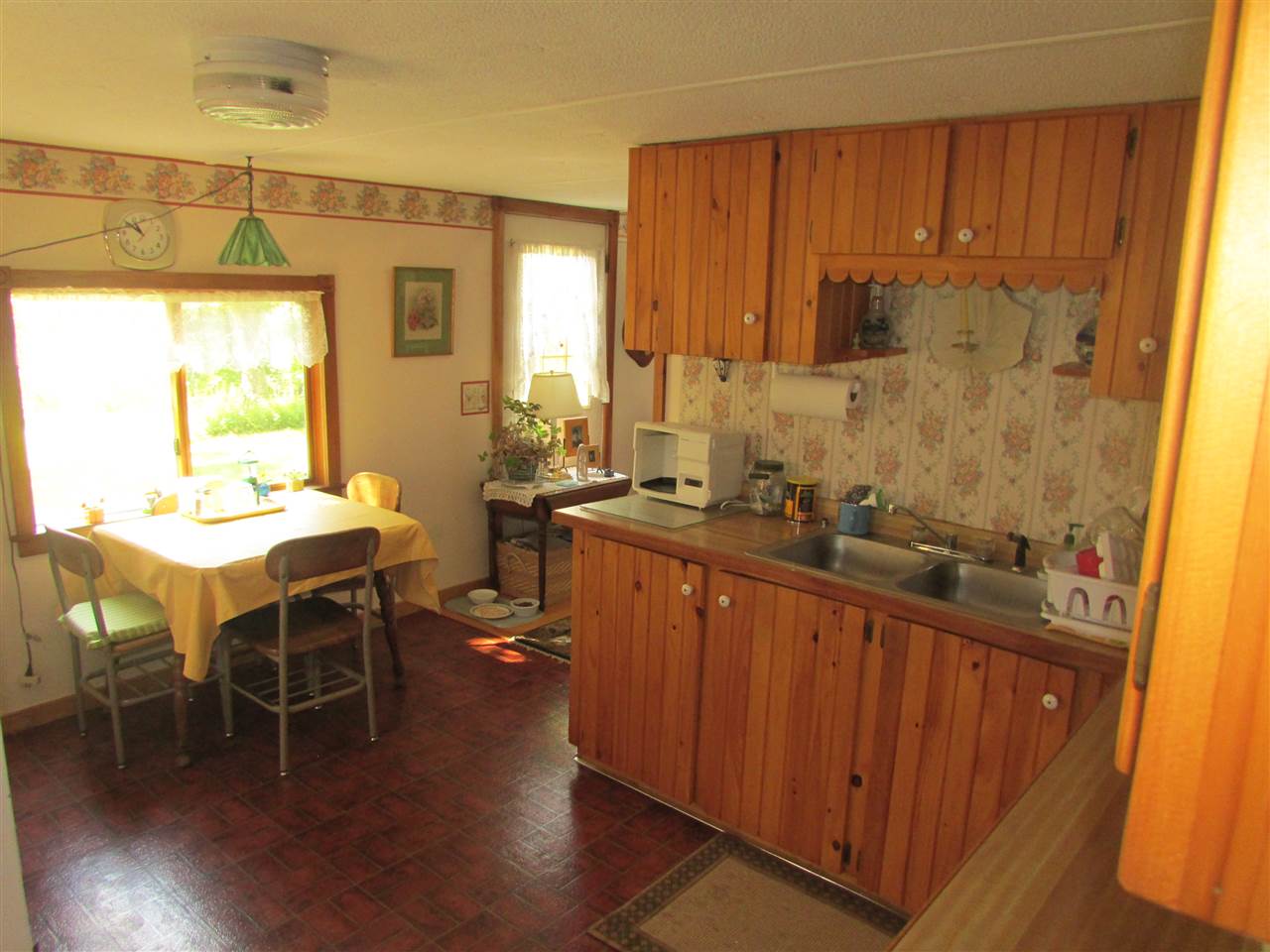 2482 Centerbar Road Barton, VT 05875 - Photo 6 of 34 Gallery Image 6