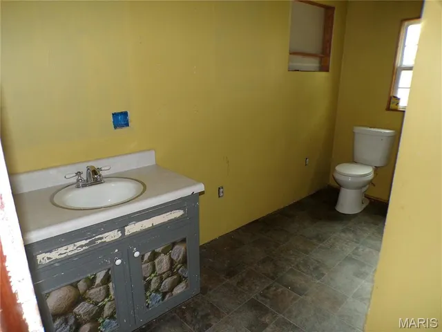 $50,000 | 709 1st Street, Gillespie, IL 62033