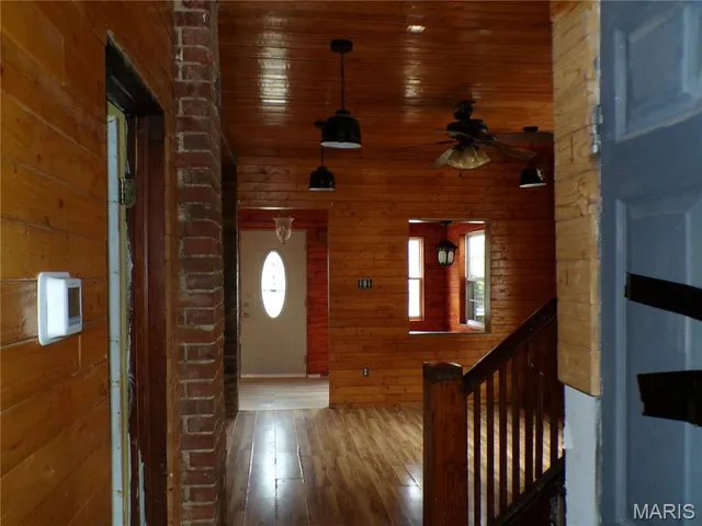 $50,000 | 709 1st Street, Gillespie, IL 62033