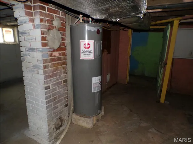 $50,000 | 709 1st Street, Gillespie, IL 62033