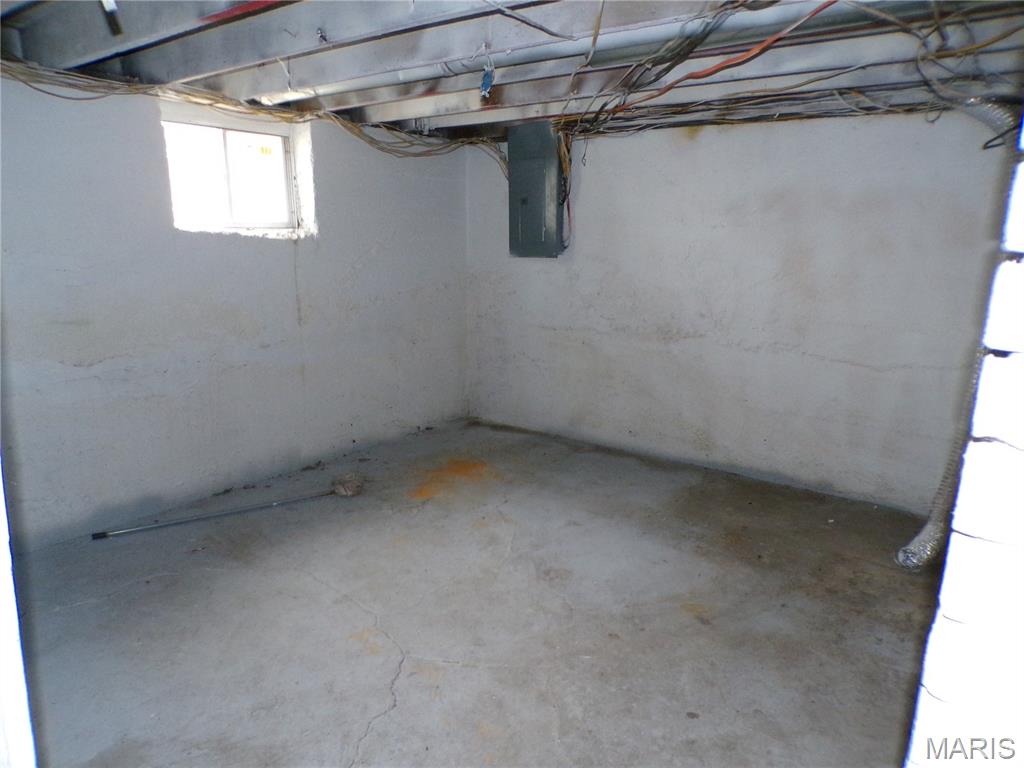 709 1st Street Gillespie, IL 62033 - Photo 30 of 31