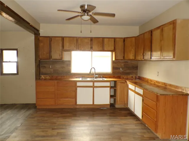 $50,000 | 709 1st Street, Gillespie, IL 62033