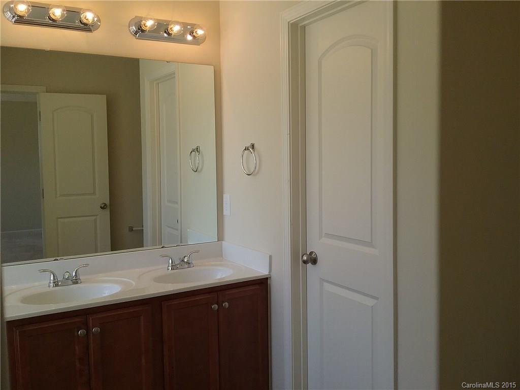 2068 Gunnars Ridge Road, Unit 33 Lancaster, SC 29720 - Photo 5 of 17