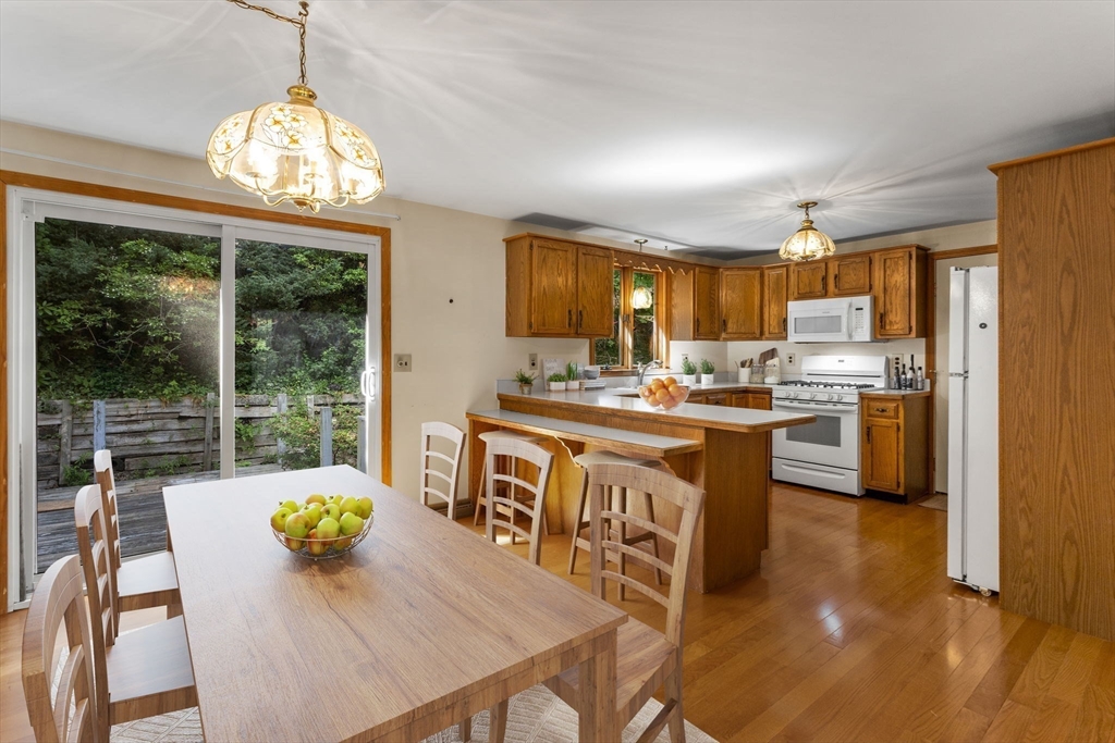 89 Pompano Road Yarmouth, MA 02675 - Photo 3 of 42