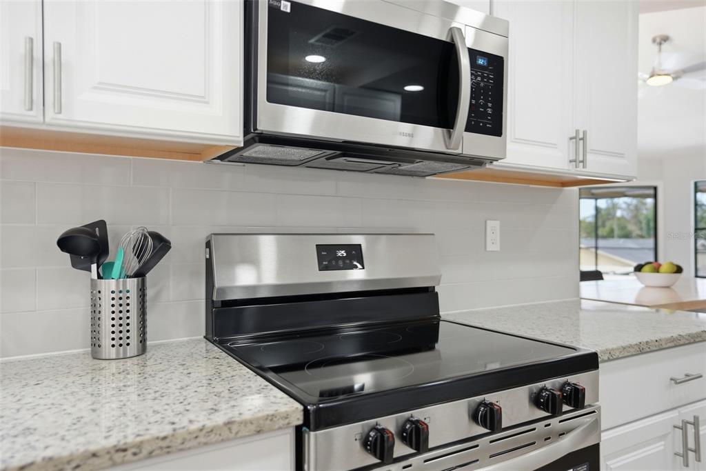 6426 July Avenue Spring Hill, FL 34608 - Photo 15 of 67