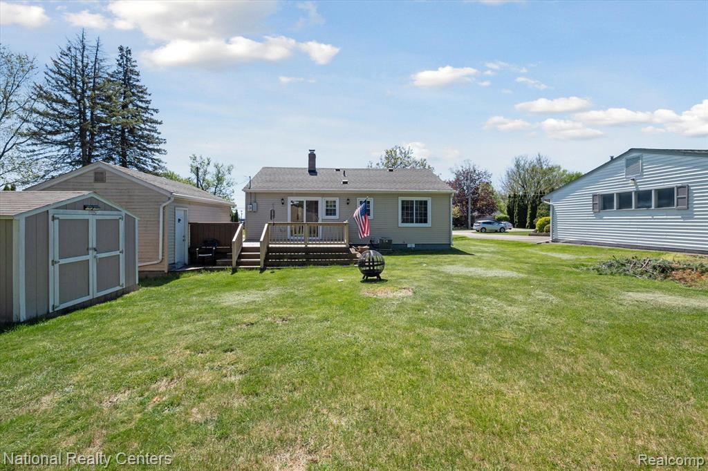 124 Wabash Road Rochester Hills, MI 48307 - Photo 29 of 33