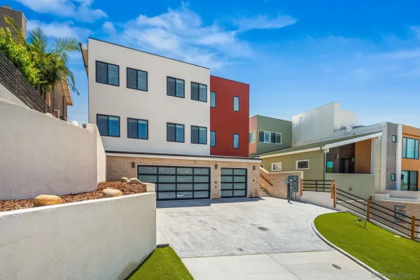 $5,690,000 | 1251-1253 Van Nuys Street, San Diego, CA 92109