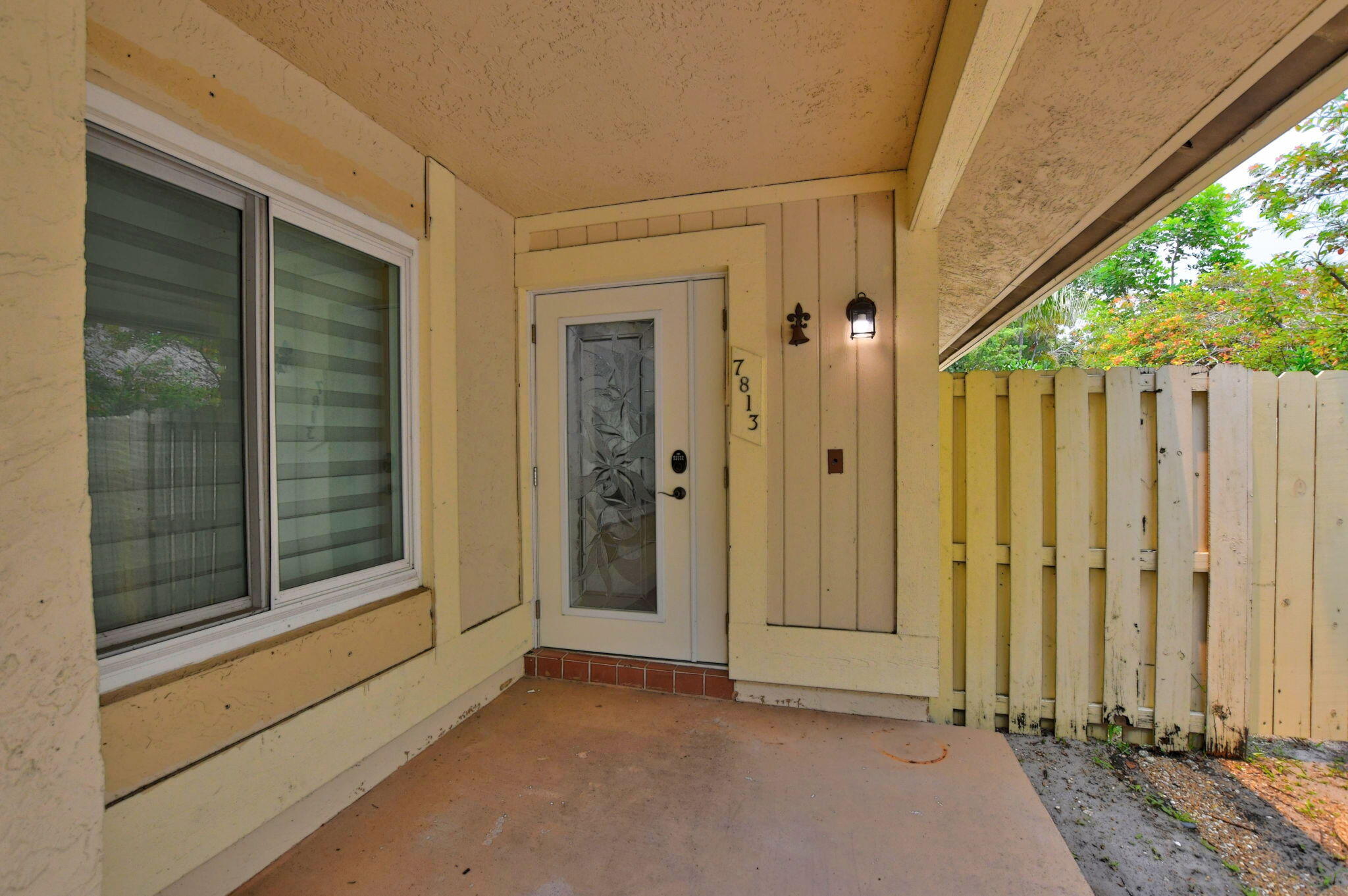 7813 Kenway Place West Boca Raton, FL 33433 - Photo 6 of 54 5-web-or-mls-DSC_3229