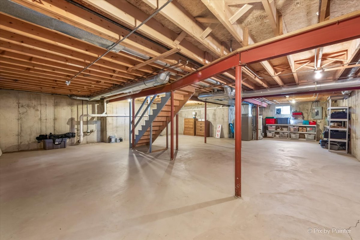 121 Hampton Street Cary, IL 60013 - Photo 37 of 56 a view of parking