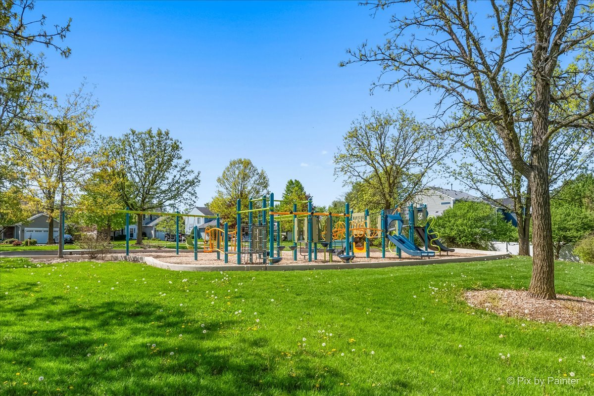 121 Hampton Street Cary, IL 60013 - Photo 50 of 56 a garden view