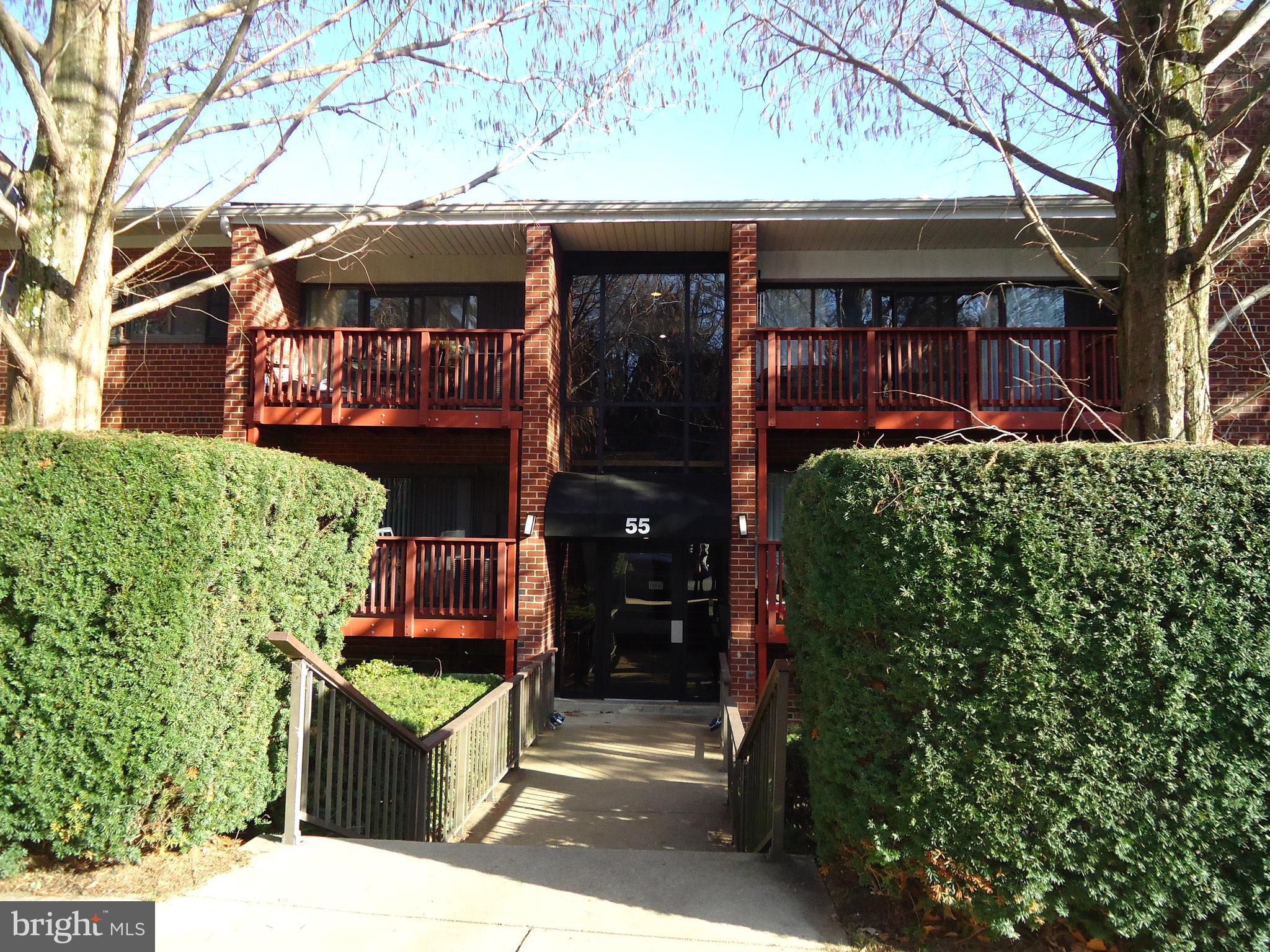 55 Skyhill Road, Unit 303 Alexandria, VA 22314 - Photo 1 of 28 Gallery Image 1