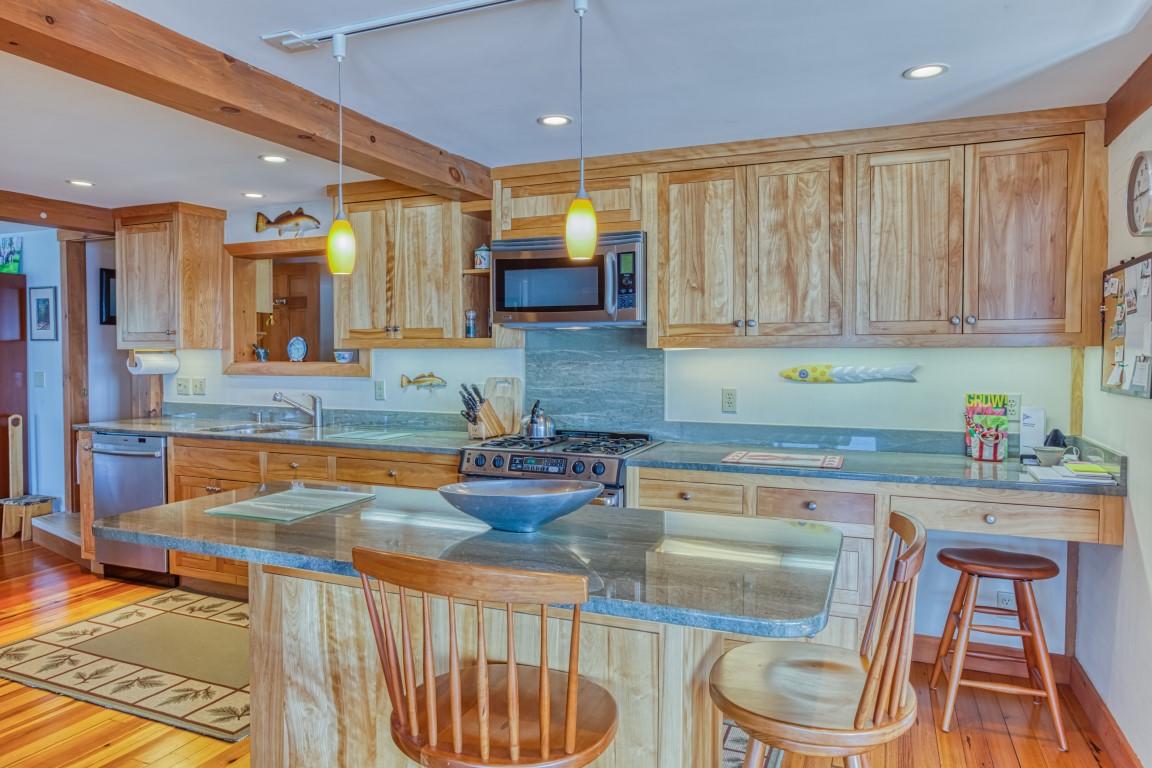 972 Cross Point Road Edgecomb, ME 04556 - Photo 12 of 35 12