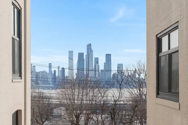 $599,000 | 518 Gregory Avenue, Unit C413, Weehawken, NJ 07086