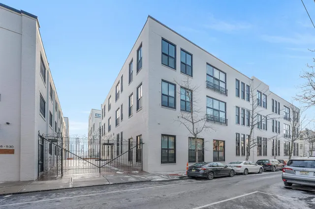 $599,000 | 518 Gregory Avenue, Unit C413, Weehawken, NJ 07086