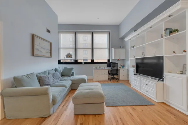 $599,000 | 518 Gregory Avenue, Unit C413, Weehawken, NJ 07086