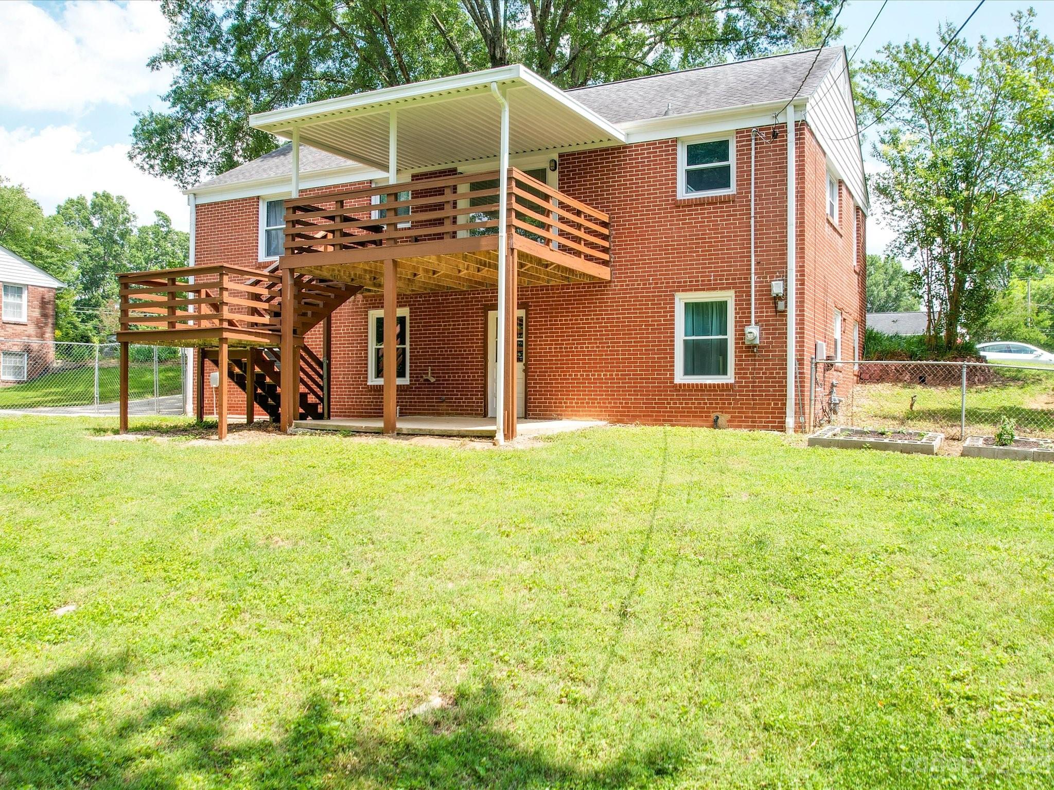 164 Rutledge Avenue Southwest Concord, NC 28025 - Photo 3 of 43 Gallery Image 3
