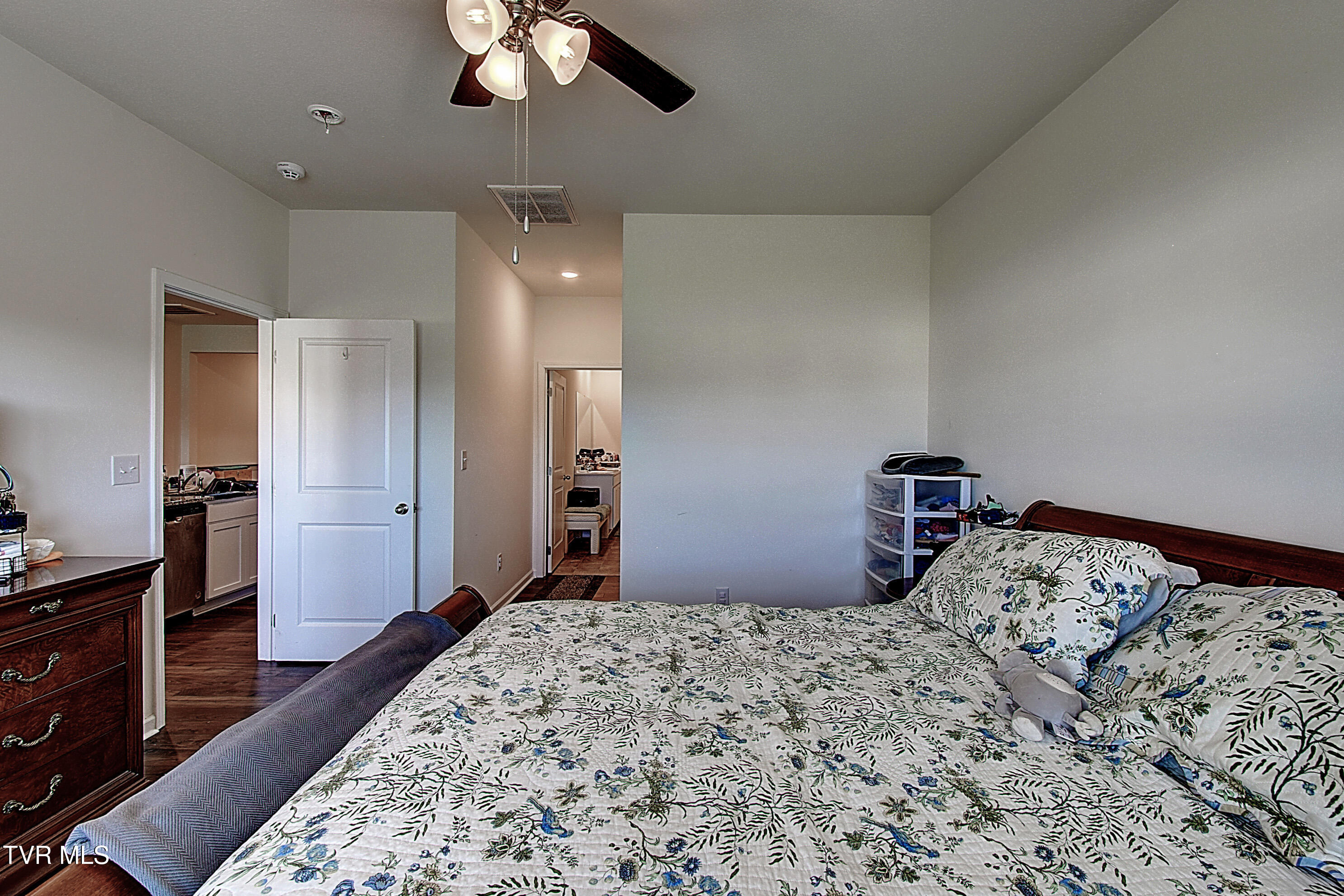 1169 Ridge Parke Kingsport, TN 37663 - Photo 13 of 23 16