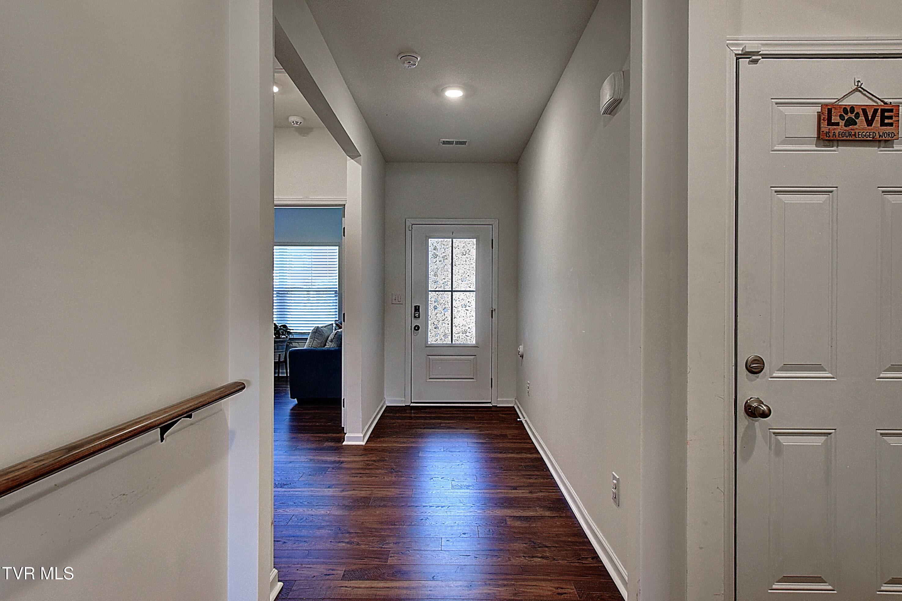 1169 Ridge Parke Kingsport, TN 37663 - Photo 4 of 23 6
