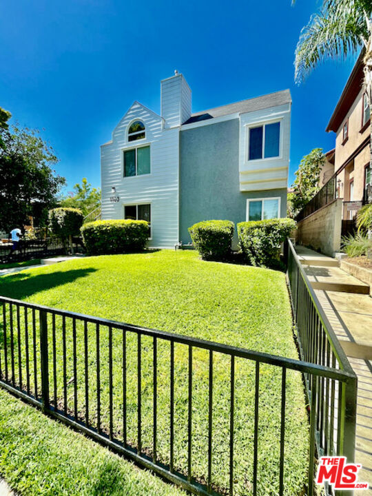 1103 West Angeleno Avenue, Unit D, Burbank, CA 91506 Compass