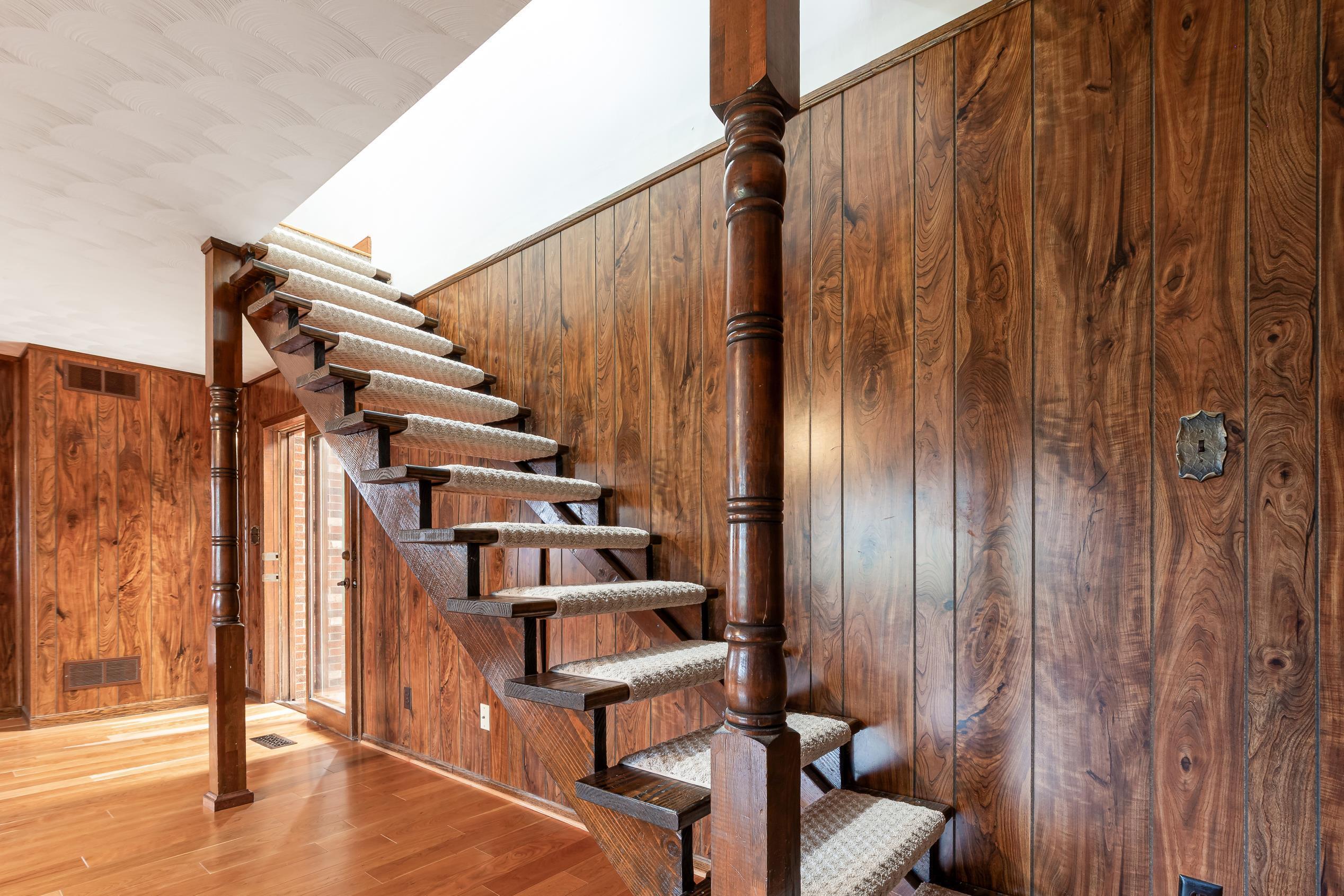3229 Nolan Road Zanesville, OH 43701 - Photo 28 of 53 3229 Nolan-staircase 2