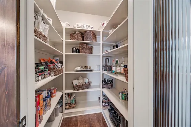 $1,285,000 | 114 Wolsey Bridge, Loch Lloyd, MO 64012