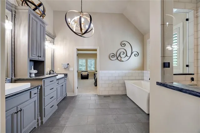 $1,285,000 | 114 Wolsey Bridge, Loch Lloyd, MO 64012