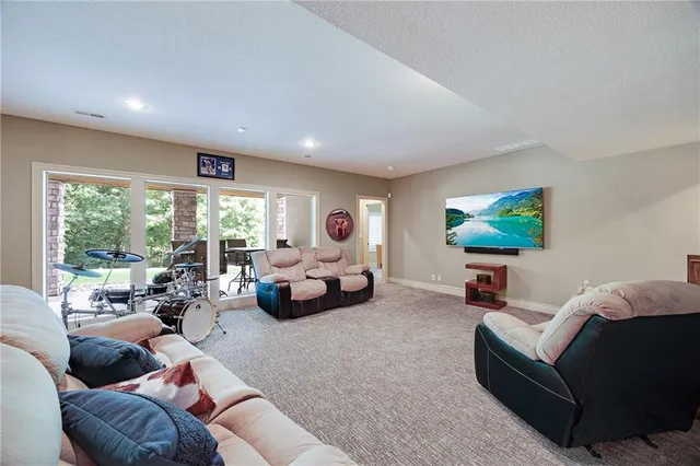 $1,285,000 | 114 Wolsey Bridge, Loch Lloyd, MO 64012