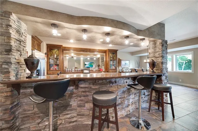 $1,285,000 | 114 Wolsey Bridge, Loch Lloyd, MO 64012