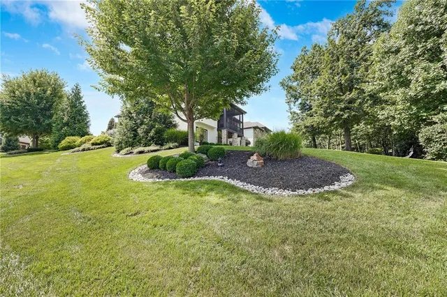 $1,285,000 | 114 Wolsey Bridge, Loch Lloyd, MO 64012