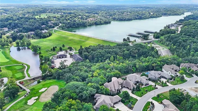 $1,285,000 | 114 Wolsey Bridge, Loch Lloyd, MO 64012