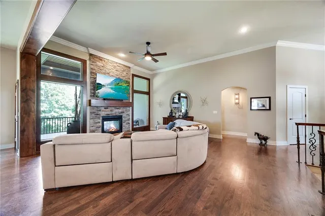 $1,285,000 | 114 Wolsey Bridge, Loch Lloyd, MO 64012