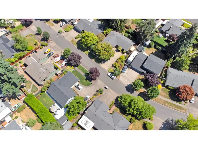 $569,000 | 1254 Rio Glen Drive, Eugene, OR 97401