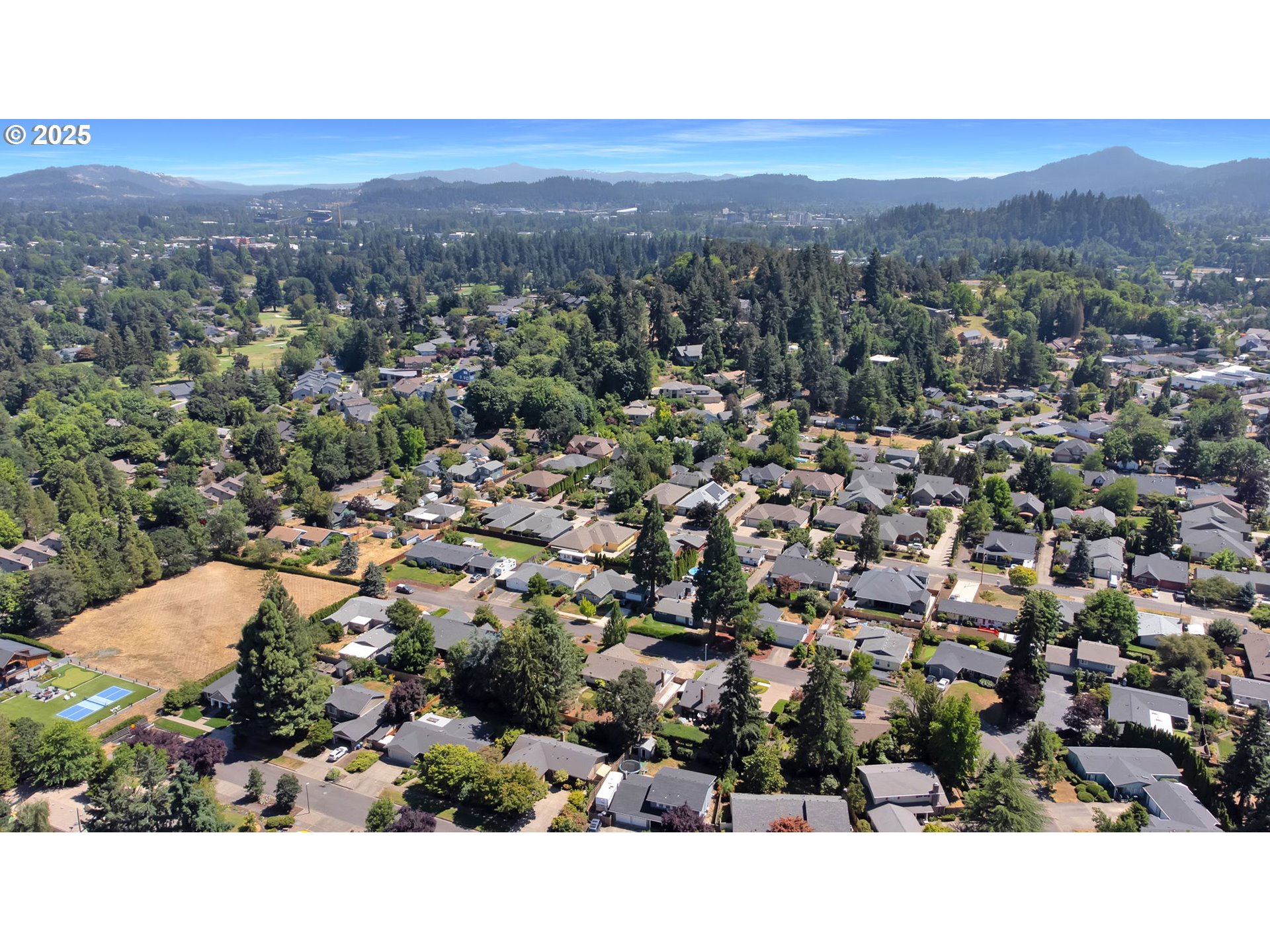 1254 Rio Glen Drive Eugene, OR 97401 - Photo 5 of 43