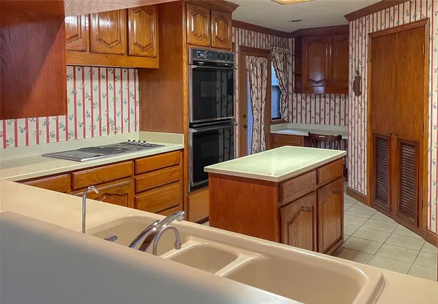 $1,295,000 | 4324 Far W Boulevard, Austin, TX 78731