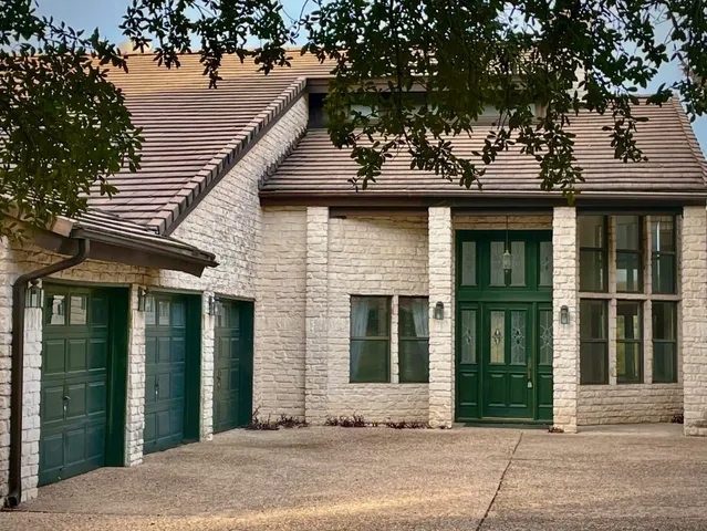 $1,295,000 | 4324 Far W Boulevard, Austin, TX 78731
