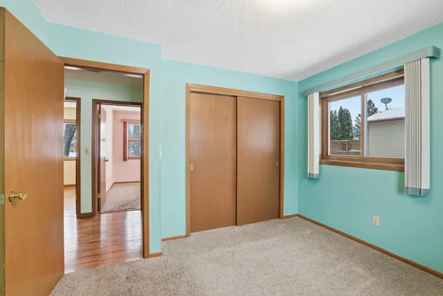 $285,000 | 380 Barry Drive, Owatonna, MN 55060