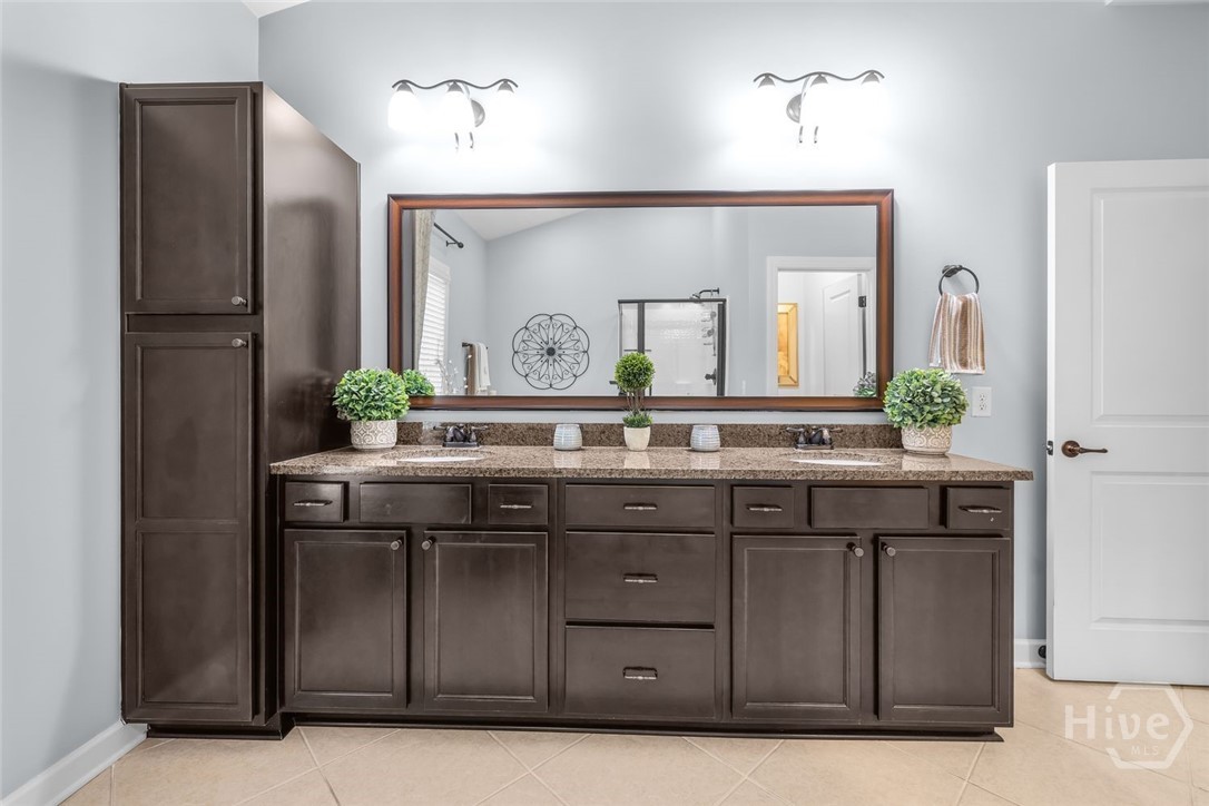 116 Sutton Lane Pooler, GA 31322 - Photo 26 of 55 Primary Bathroom