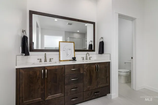 $589,000 | 1727 West Arya Street, Kuna, ID 83634