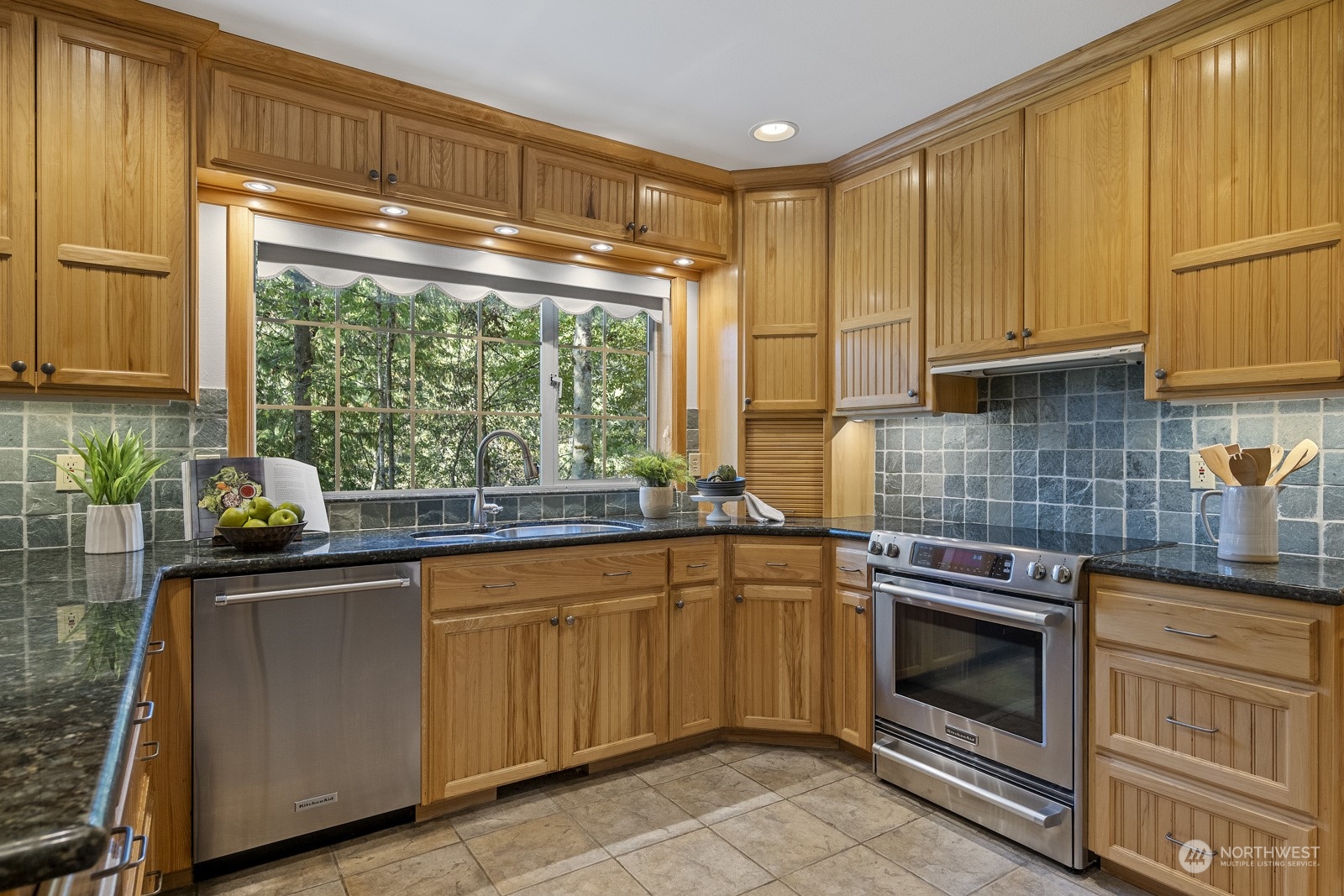 45028 Southeast Tanner Road North Bend, WA 98045 - Photo 8 of 40 Gallery Image 8