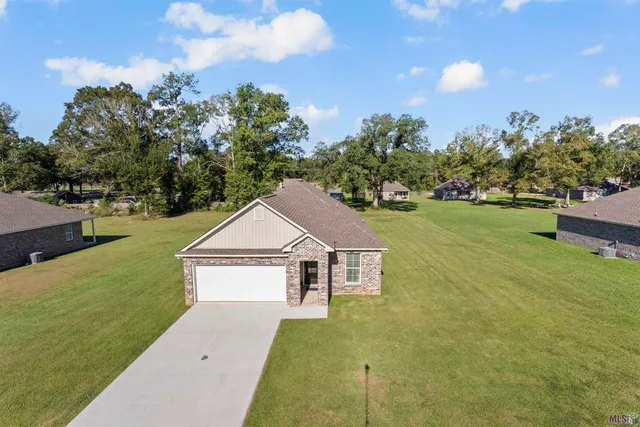 $249,000 | 17169 Cherokee Trace, Tickfaw, LA 70466