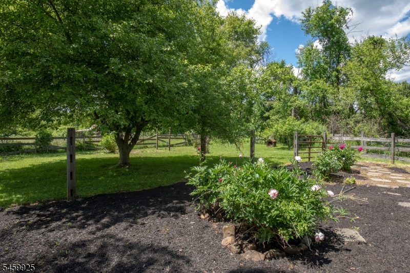 13 Farmersville Road Califon, NJ 07830 - Photo 36 of 37 Gallery Image 36