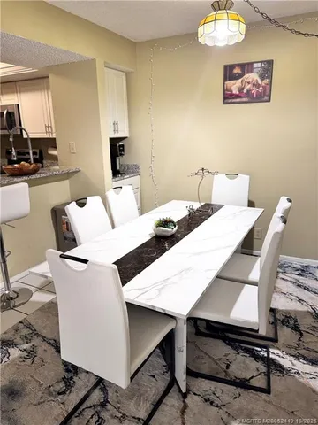 $1,750 | 1537 Southeast Royal Green Circle, Unit 206, Port St. Lucie, FL 34952