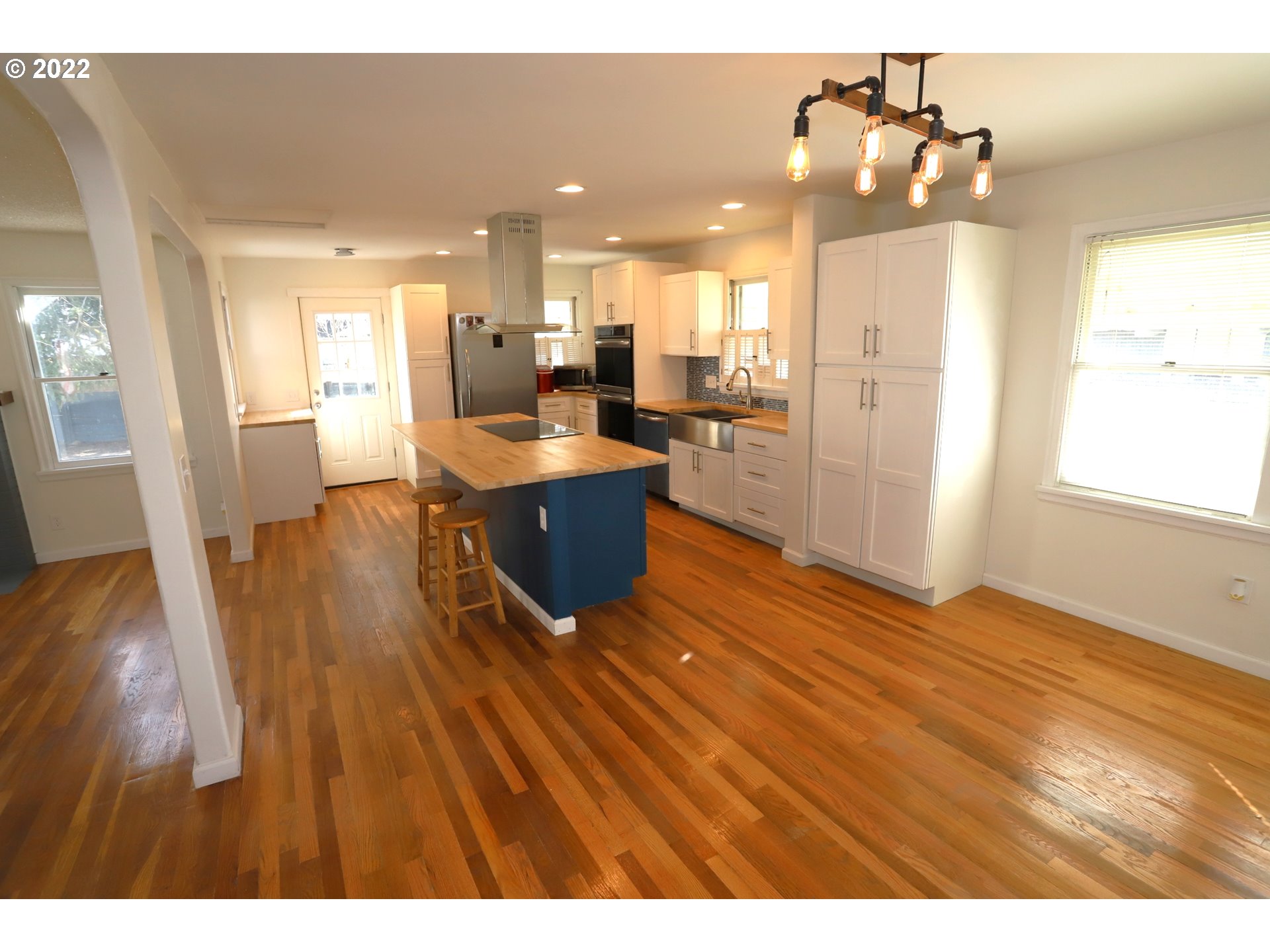 320 Main Street Dufur, OR 97021 - Photo 14 of 27 Gallery Image 14