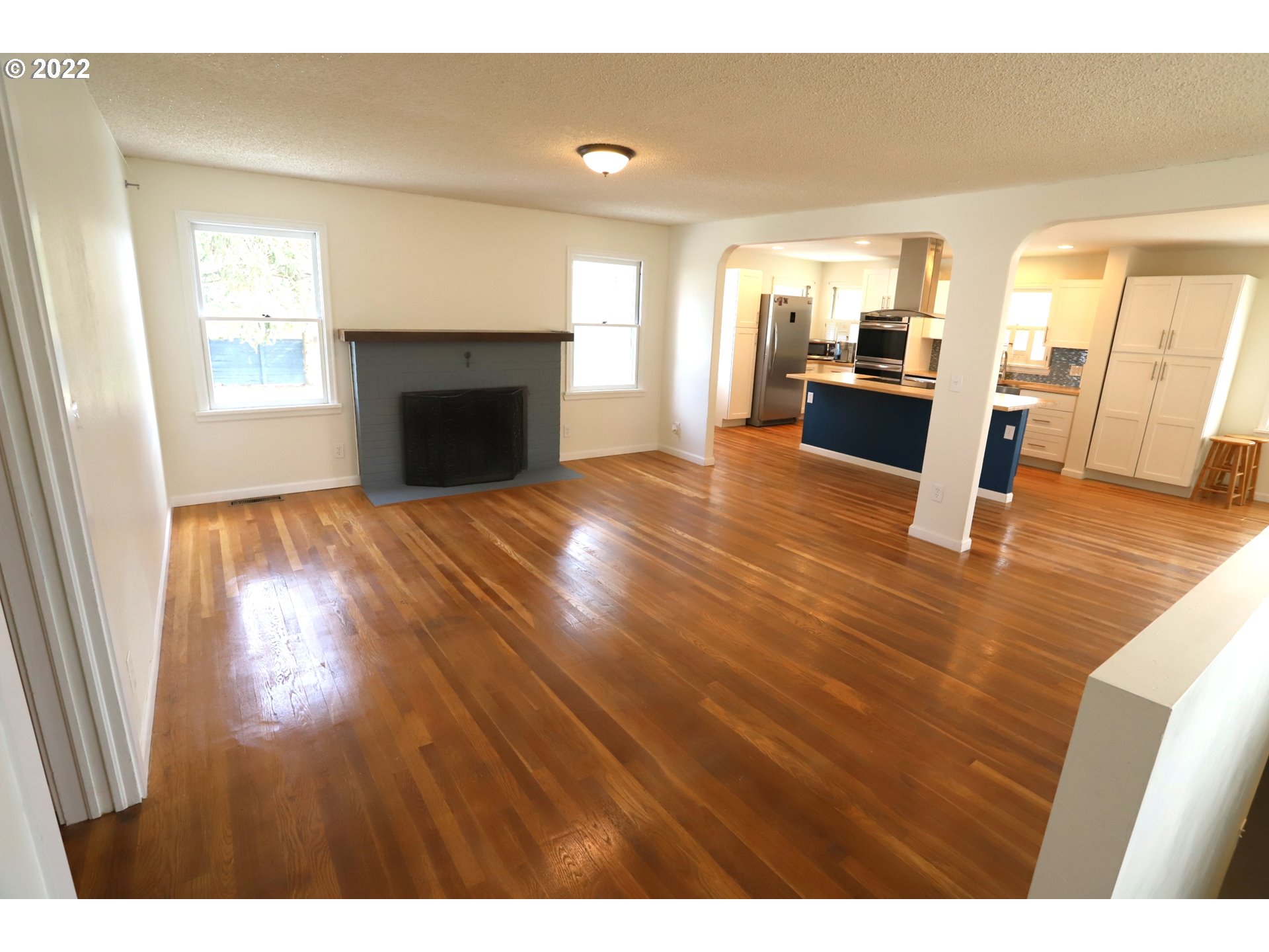 320 Main Street Dufur, OR 97021 - Photo 2 of 27 Gallery Image 2