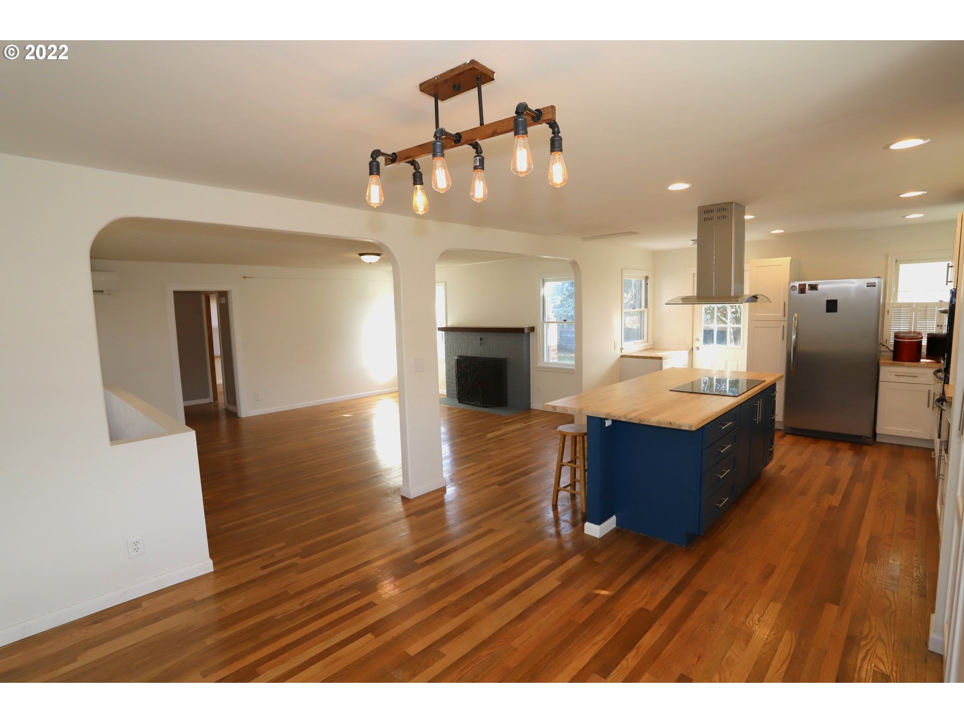 320 Main Street Dufur, OR 97021 - Photo 3 of 27 Gallery Image 3